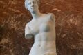 PERCHÉ LA VENERE DI MILO È SENZA BRACCIA?